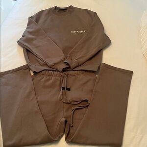 Essentials sweatsuit set